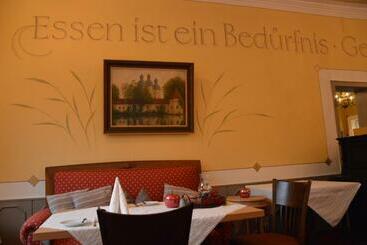 酒店 Holter Schloßkrug