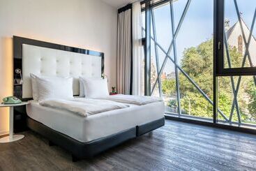 هتل Innside By Meliá Leipzig