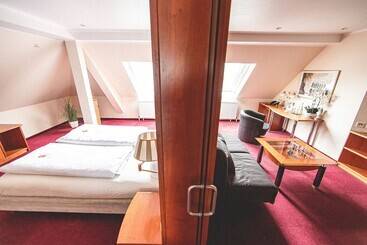 هتل Plaza Inn Recklinghausen