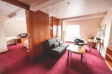 هتل Plaza Inn Recklinghausen