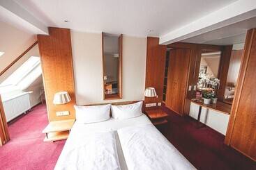 هتل Plaza Inn Recklinghausen