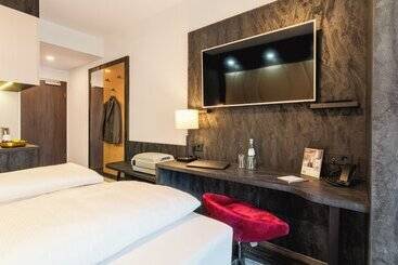 هتل Plaza Inn Recklinghausen