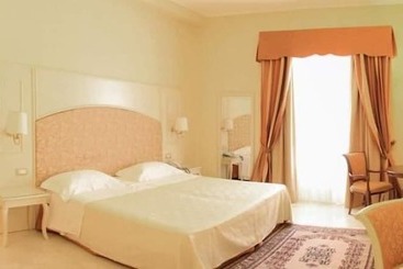 هتل Villaggio San Giovanni