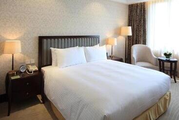 Evergreen Laurel Hotel, Shanghai