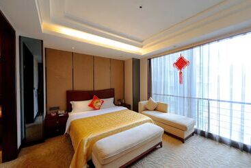 هتل Xingsha Huatian Grand