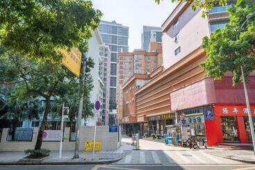 Hanting Hotel Shenzhen Tai An Metro Station