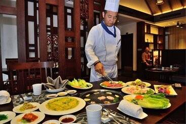 هتل Harmona Resort & Spa Zhangjiajie