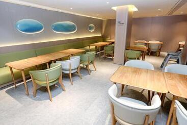 Ji Hotel Chongqing Jiefangbei Pedestrian Street Minsheng Road