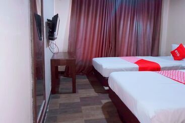 هتل Putri Gading 2 By Oyo Rooms