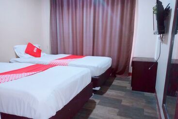 هتل Putri Gading 2 By Oyo Rooms
