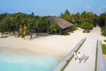 استراحتگاه Jawakara Islands Maldives