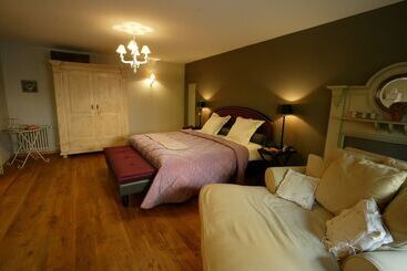 Charmehotel Manoir Ogygia