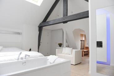 Charmehotel Villa Saporis