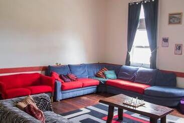 هتل 1849 Backpackers Albany