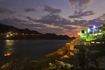 هتل Bahia Taganga