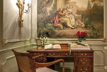 هتل B&b Maison Le Dragon