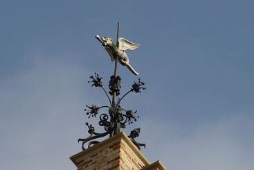 هتل B&b Maison Le Dragon