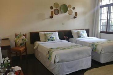 هتل Bristol Cottages Kilimanjaro