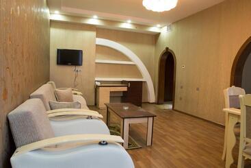 هتل Cinema Boutique