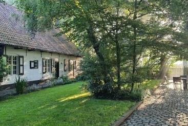 هتل Landhuis 't Wilgenerf