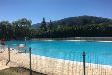 هتل Montes Blancos