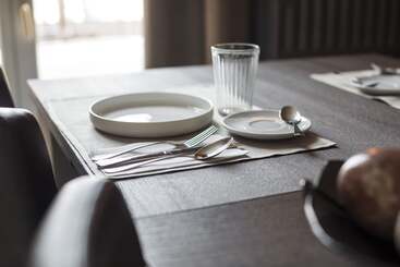 هتل Restaurant & Guesthouse Cachet De Cire