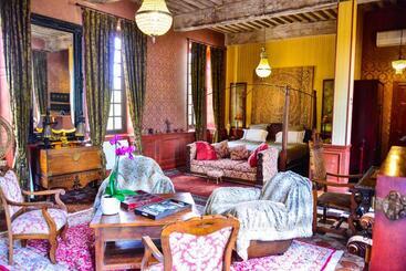 پانسیون Chateau D Origny, Chambres D Hotes Et Restaurant Gastronomique