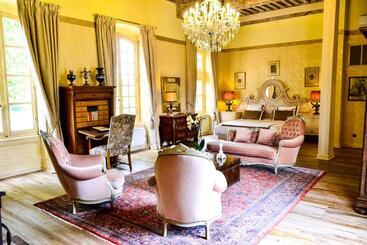 پانسیون Chateau D Origny, Chambres D Hotes Et Restaurant Gastronomique