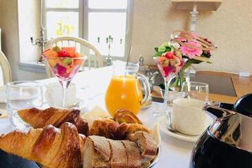 پانسیون Chateau D Origny, Chambres D Hotes Et Restaurant Gastronomique