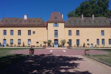 پانسیون Chateau D Origny, Chambres D Hotes Et Restaurant Gastronomique