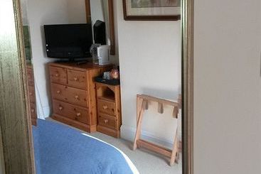 Avalon Lodge Bed And Breakfast