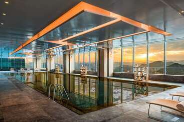 Hilton Jinan South Hotel & Residences