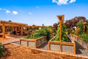 هتل Best Western Plus Cedar City