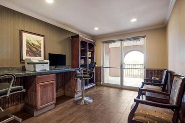 هتل Best Western Plus Cedar City