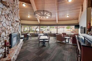 هتل Best Western Plus Cedar City