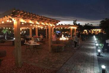 هتل Best Western Plus Cedar City