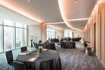 هتل Conrad Xiamen