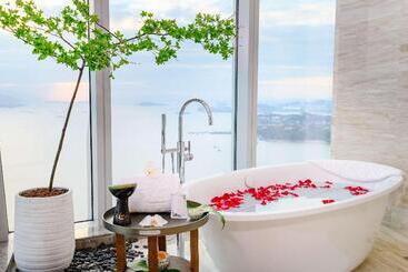 هتل Conrad Xiamen