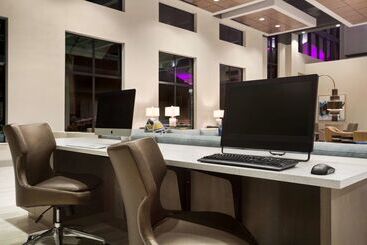 هتل Embassy Suites By Hilton Mcallen Convention Center