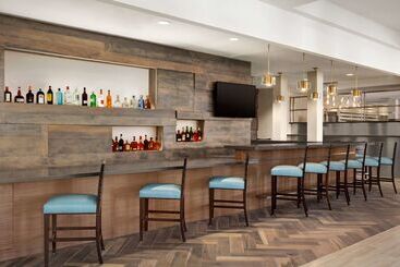 هتل Embassy Suites By Hilton Mcallen Convention Center