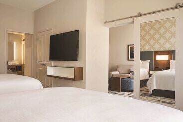 هتل Embassy Suites By Hilton Mcallen Convention Center