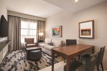 هتل Embassy Suites By Hilton Mcallen Convention Center