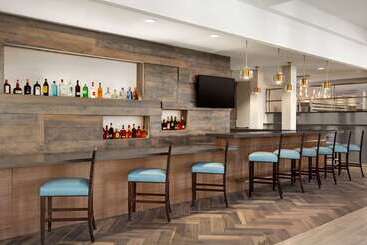 هتل Embassy Suites By Hilton Mcallen Convention Center