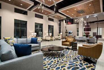 هتل Embassy Suites By Hilton Mcallen Convention Center