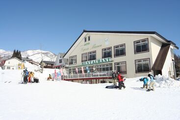 هتل Hakuba Tsugaike Ski Slope Side Espoir Misawa