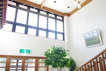 هتل Hakuba Tsugaike Ski Slope Side Espoir Misawa