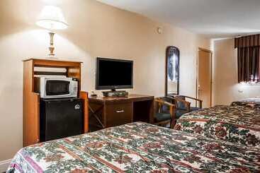 هتل Flamingo Inn