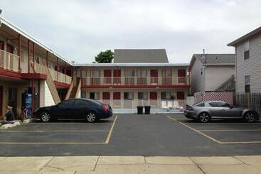 هتل Flamingo Inn