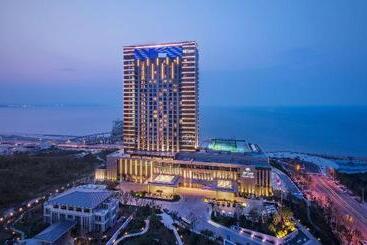 هتل Hilton Yantai Golden Coast