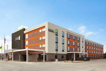هتل Home2 Suites By Hilton Champaign / Urbana